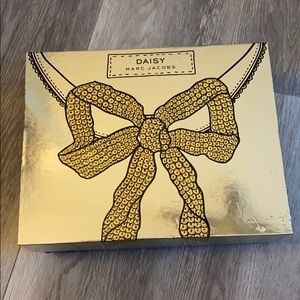 Daisy MARC JACOBS set